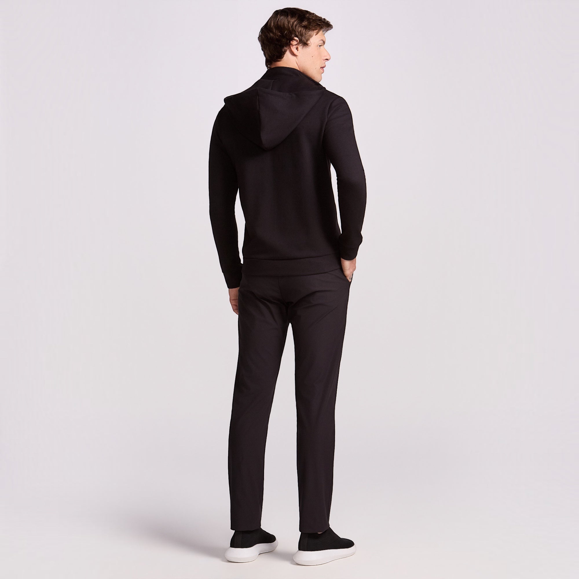 BLUSÃO ZÍPER COM CAPUZ PIMA COTTON - PRETO