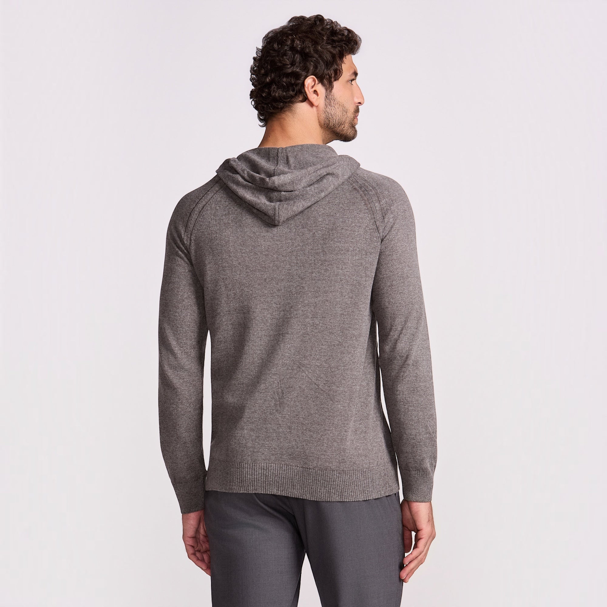 BLUSAO CAPUZ TRICOT MANGA LONGA MILENIO