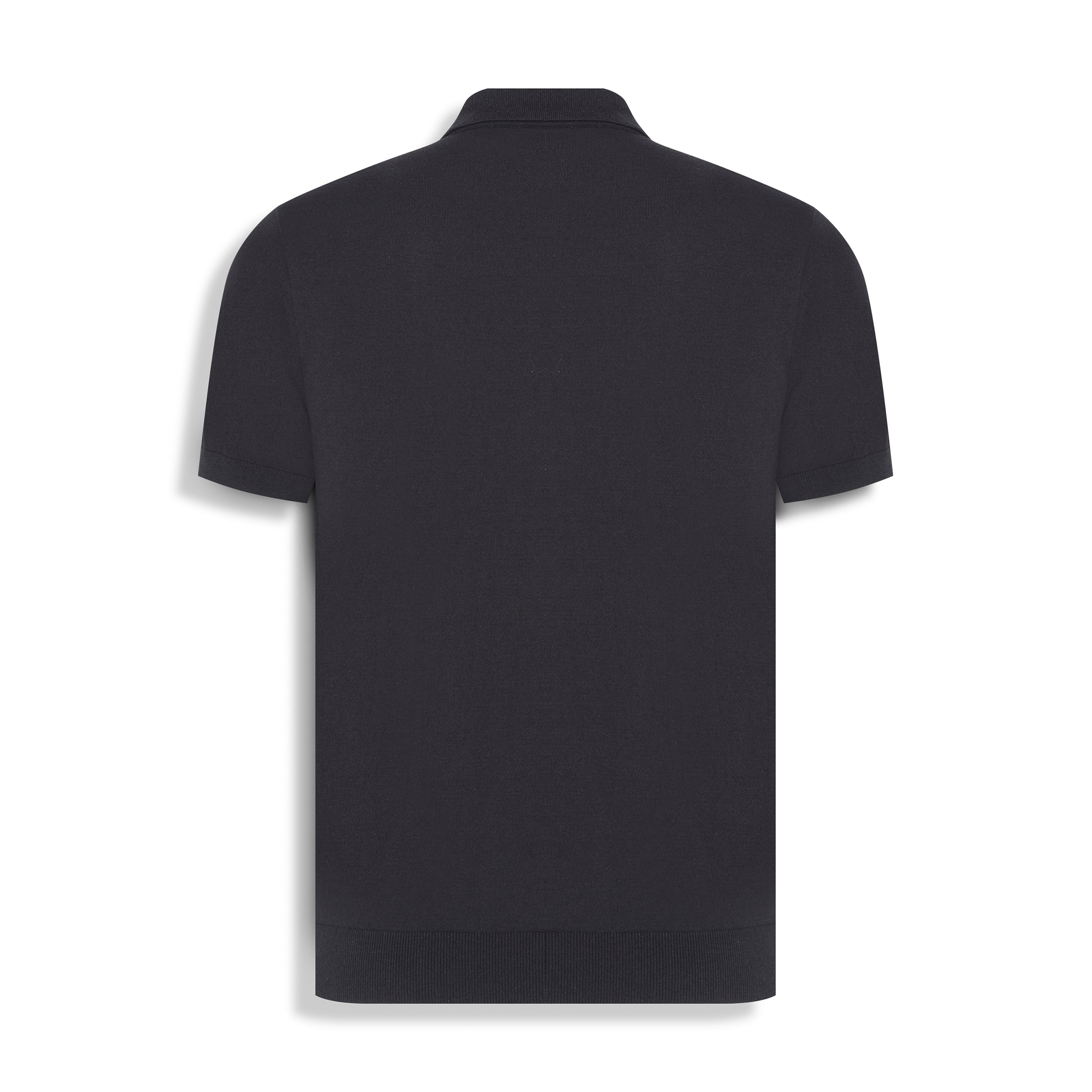 POLO TRICOT MANGA CURTA COM BOTÃO — PRETO