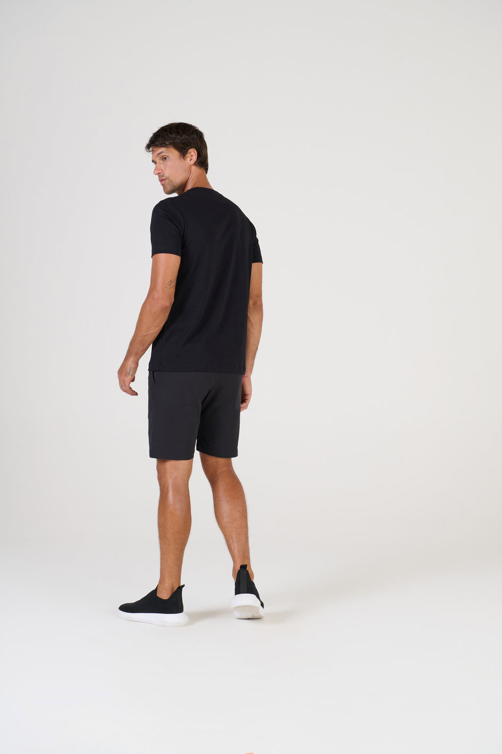 T-SHIRT COTTON  PREMIUM GOLA CARECA M/CURTA PRETO