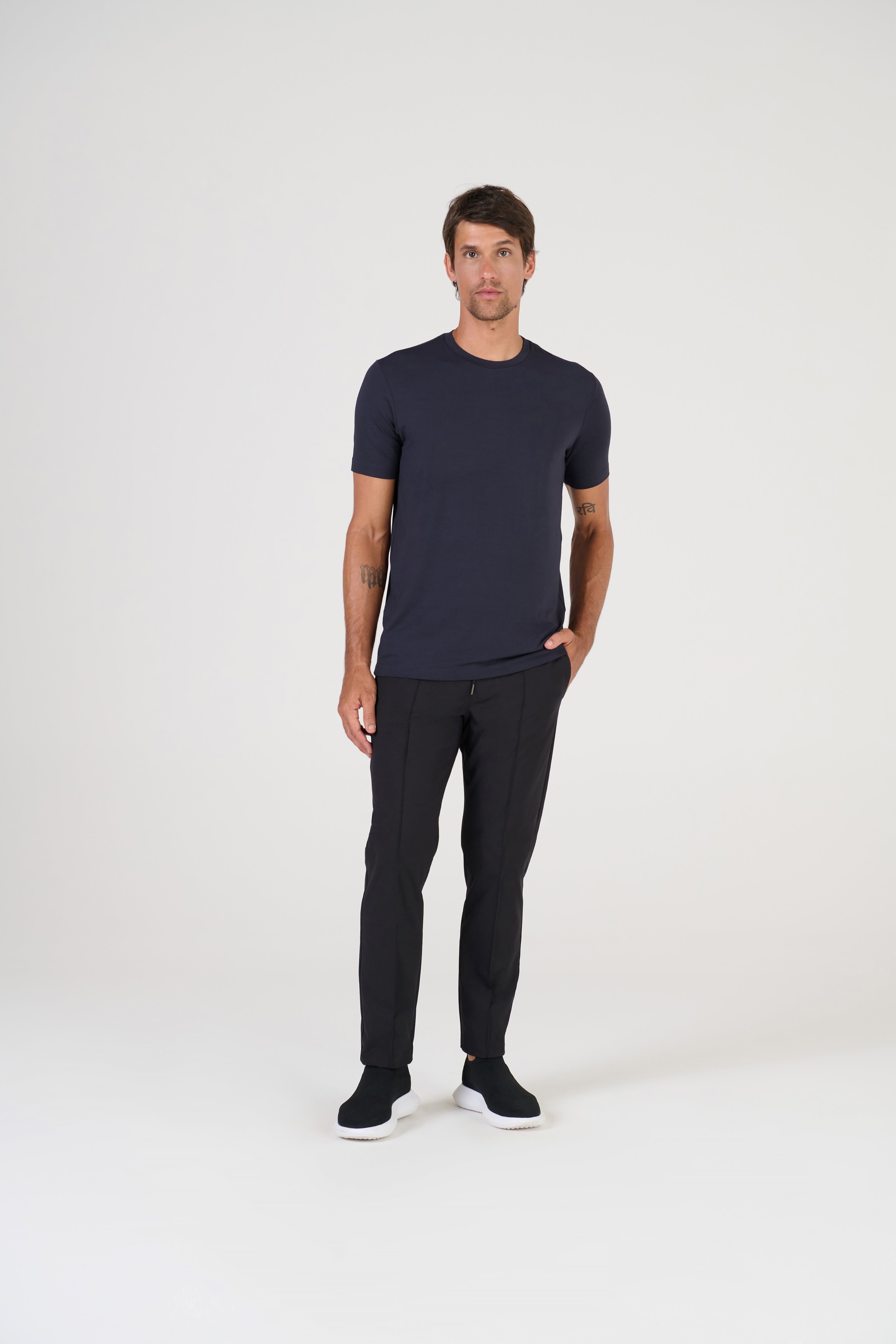 CALCA COM ELASTICO HI TECH PRETO