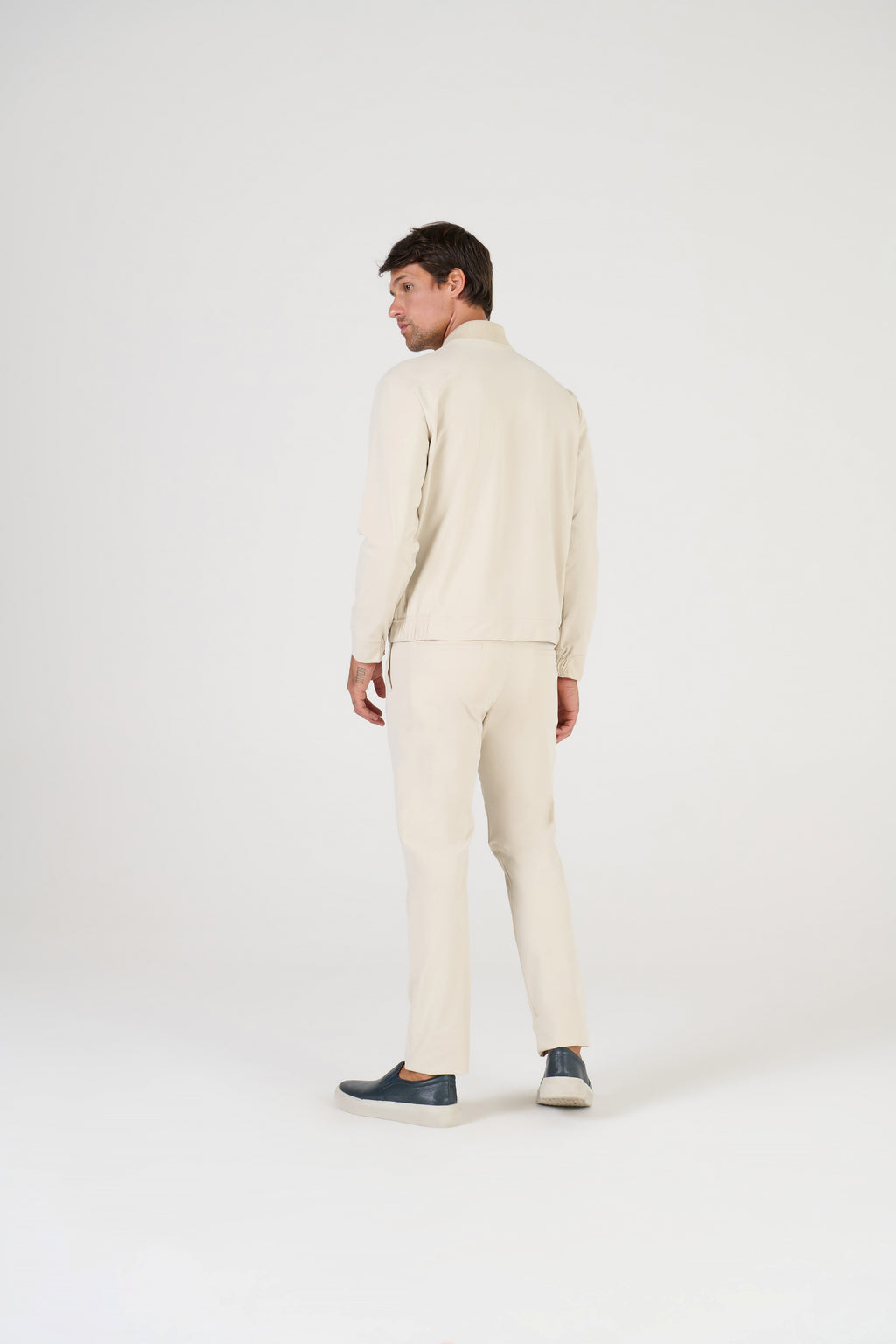 JAQUETA BOMBER S/ FORRO HI TECH KAKHI