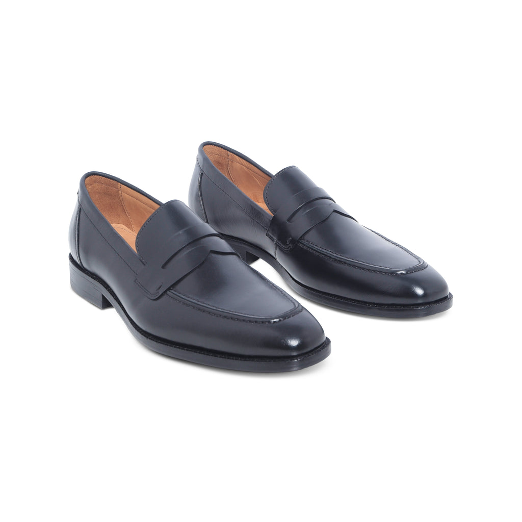 SAPATO LOAFER COURO PRETO